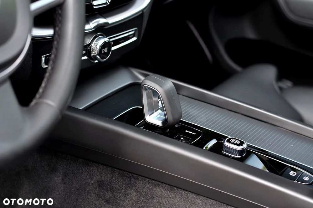 Volvo XC 60 B4 D Geartronic Inscription - 16