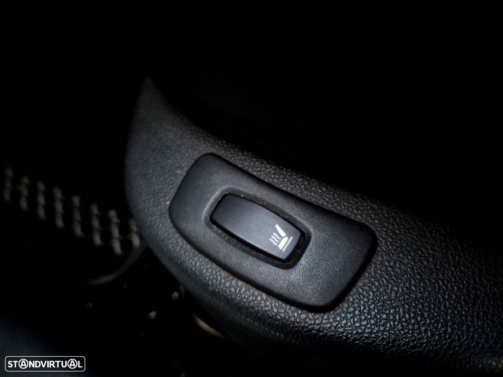 Renault Clio Sport Tourer (Energy) dCi 90 EDC Bose Edition - 31