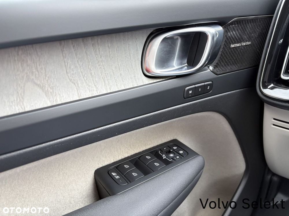 Volvo XC 40 - 18
