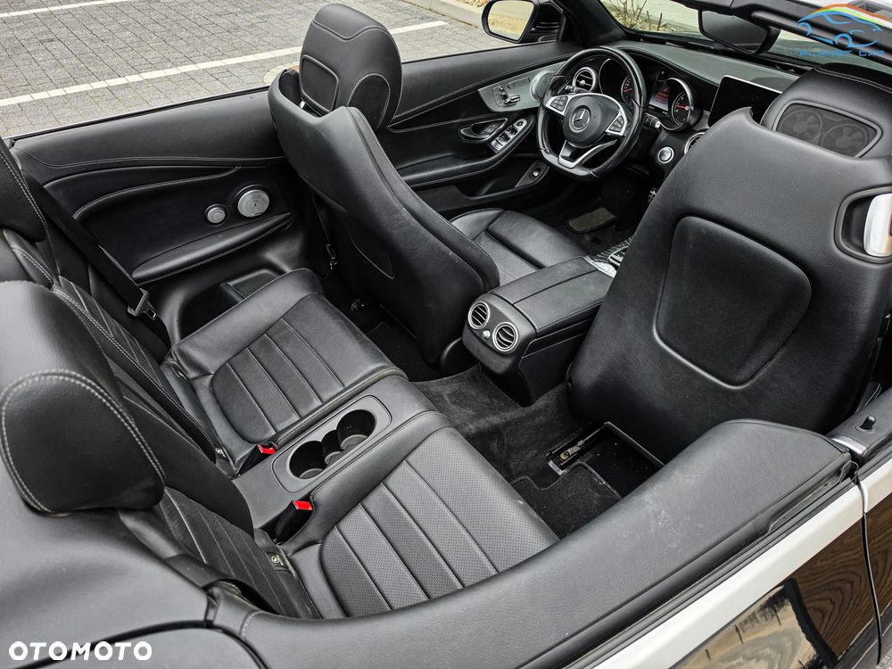 Mercedes-Benz Klasa C 300 4Matic 9G-TRONIC AMG Line - 18