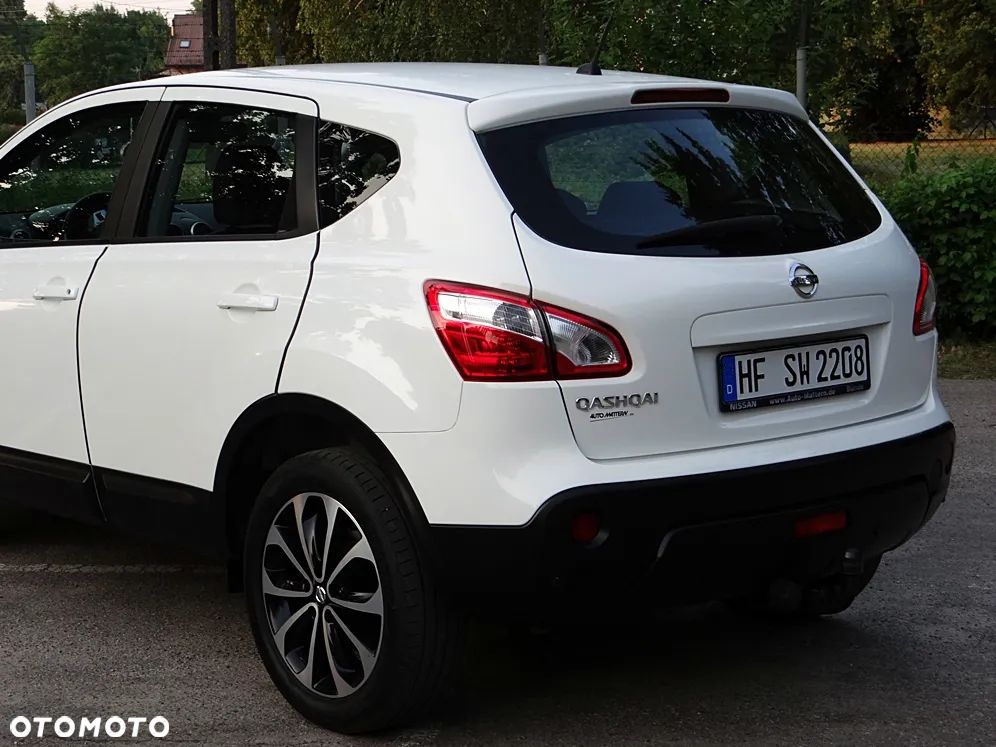 Nissan Qashqai 2.0 lounge - 22