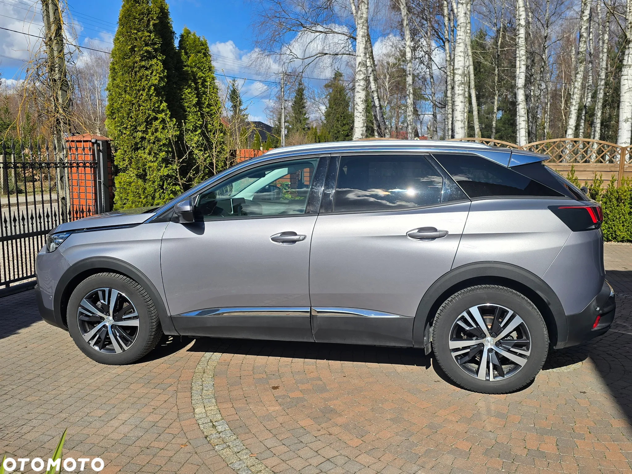 Peugeot 3008 1.2 PureTech Allure Pack S&S - 17