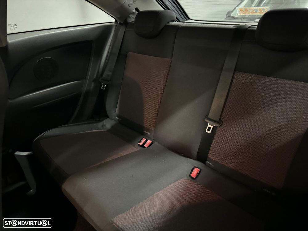 Opel Corsa 1.2 Twinport Cosmo - 14