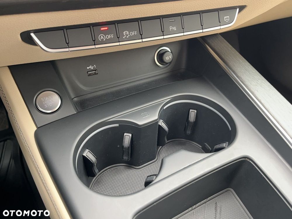 Audi A4 Limousine 35 TFSI mHEV Advanced S tronic - 30