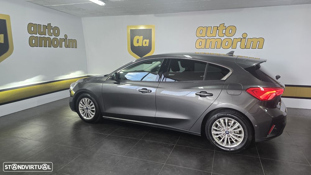 Ford Focus 1.0 EcoBoost Titanium - 12