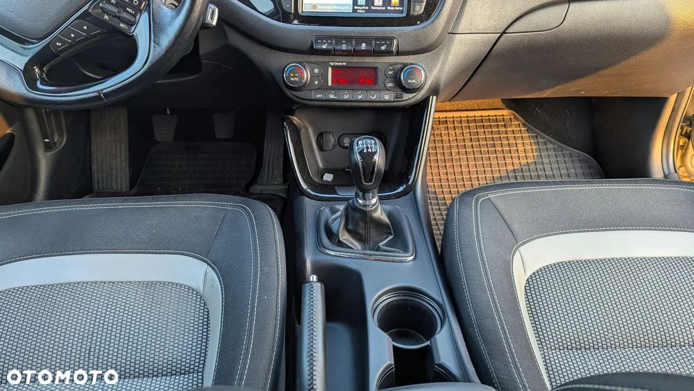 Kia Ceed 1.6 GDI L Business Line - 17