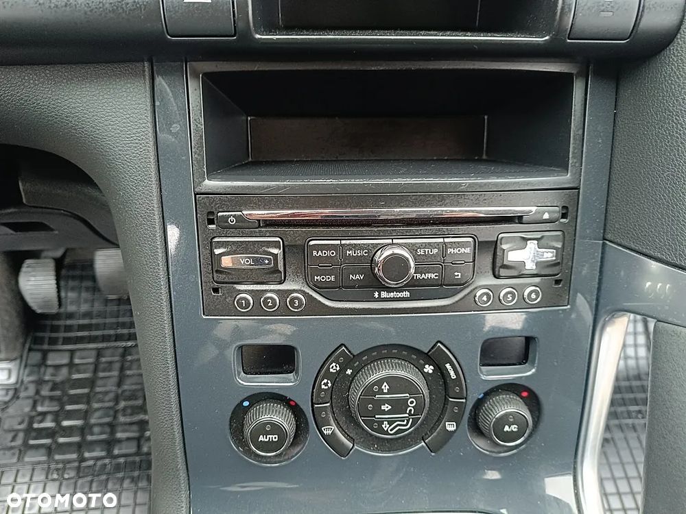 Peugeot 3008 2.0 BlueHDi Allure S&S - 20