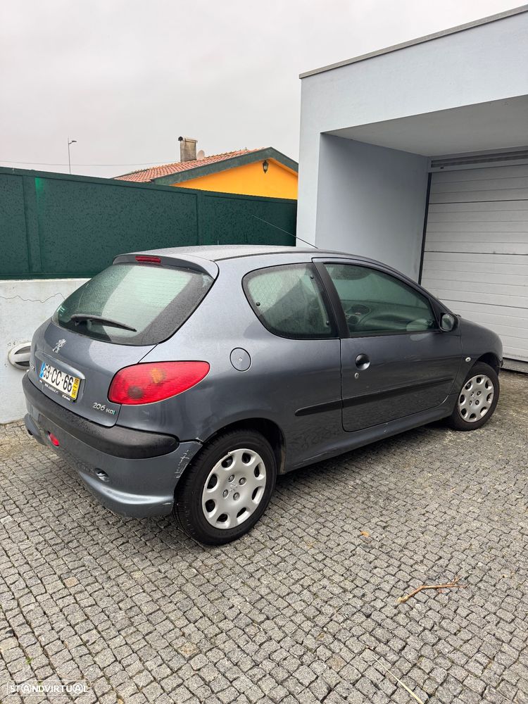 Peugeot 206 - 3