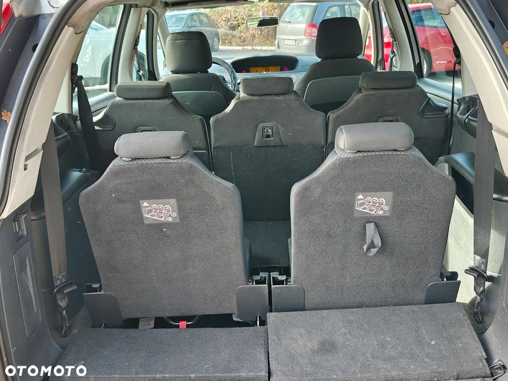 Citroën C4 Grand Picasso 1.6 HDi FAP Exclusive - 20