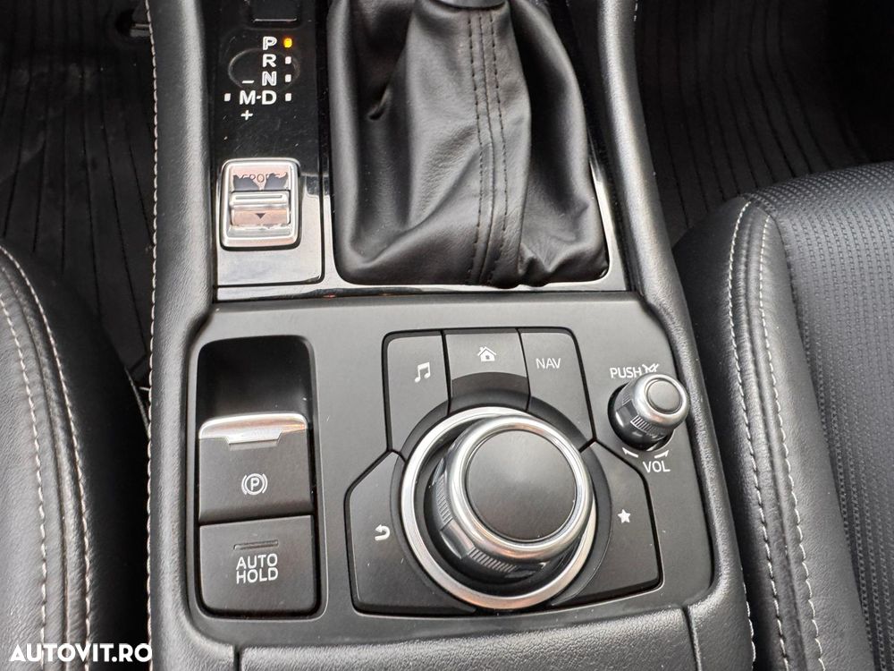 Mazda CX-3 G121 4x2 AT Takumi Plus - 17