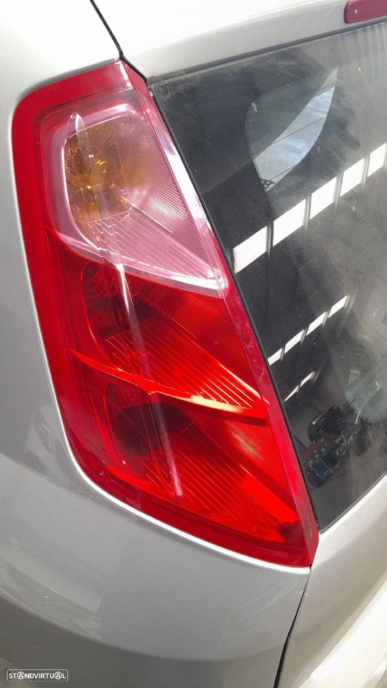 Farolim esquerdo FIAT Grande Punto (199_) - 4
