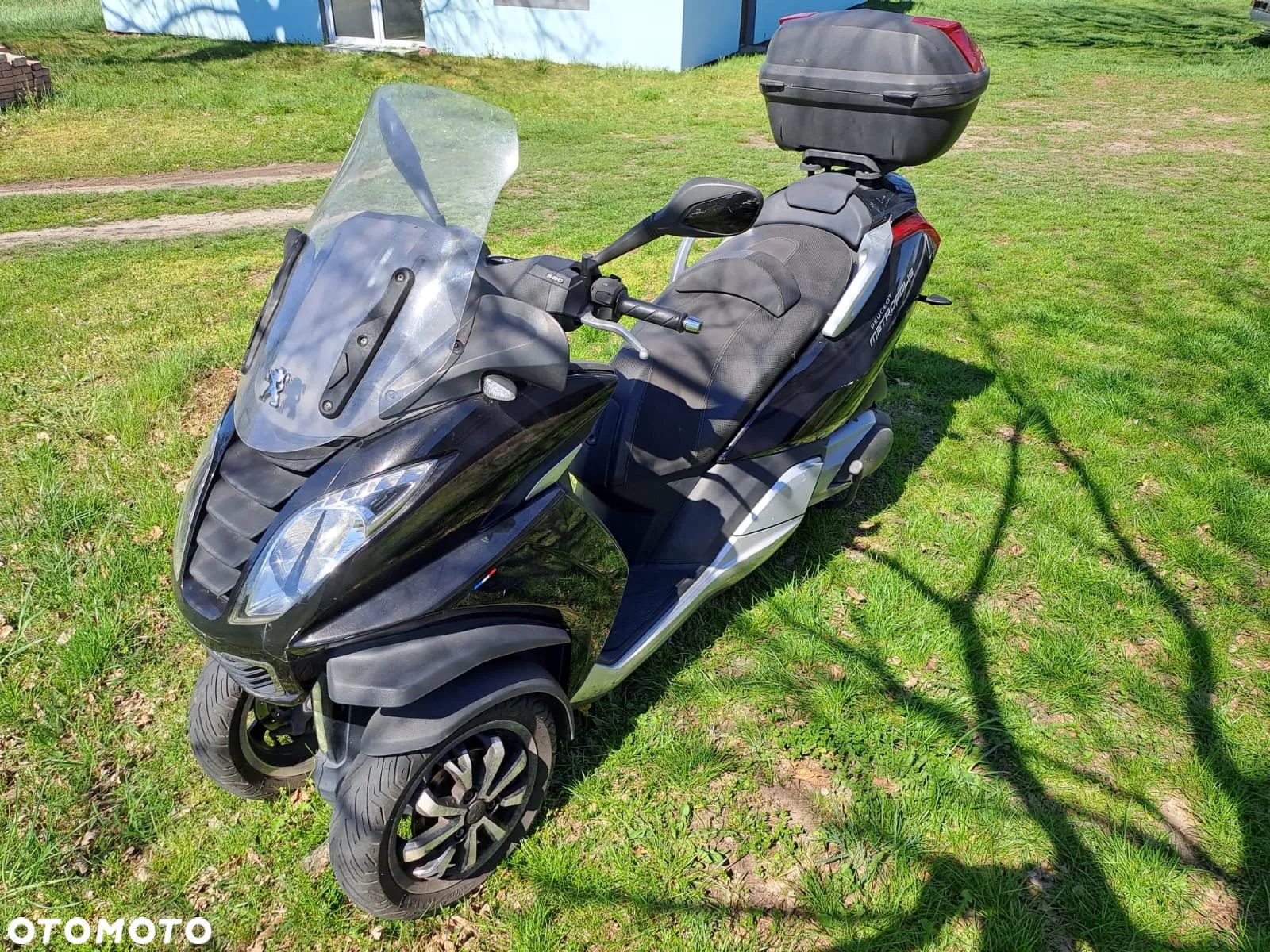 Peugeot Metropolis - 1