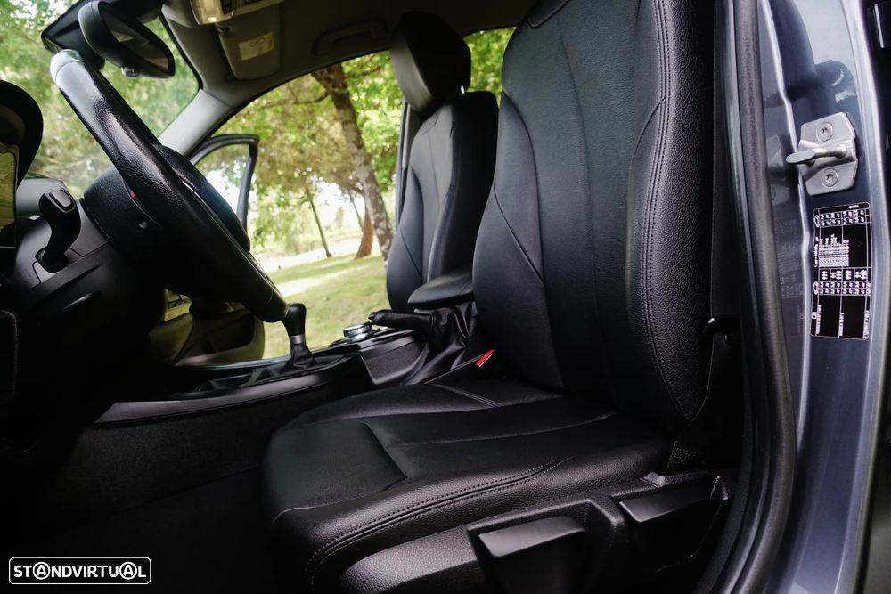 BMW 116 d Pack M - 38