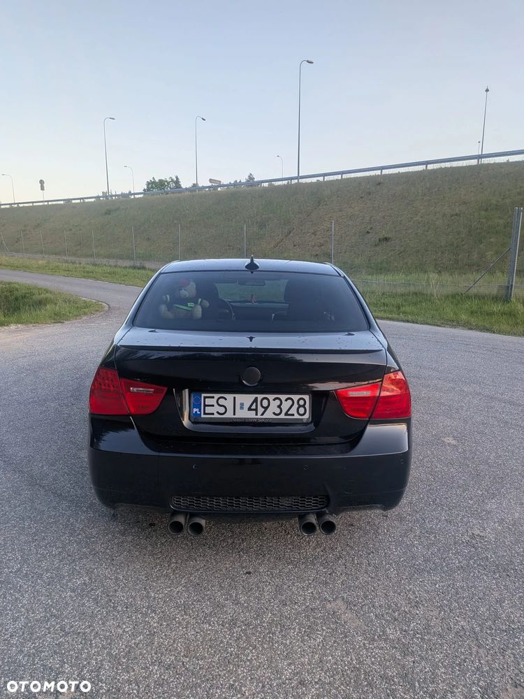 BMW Seria 3 325i - 6