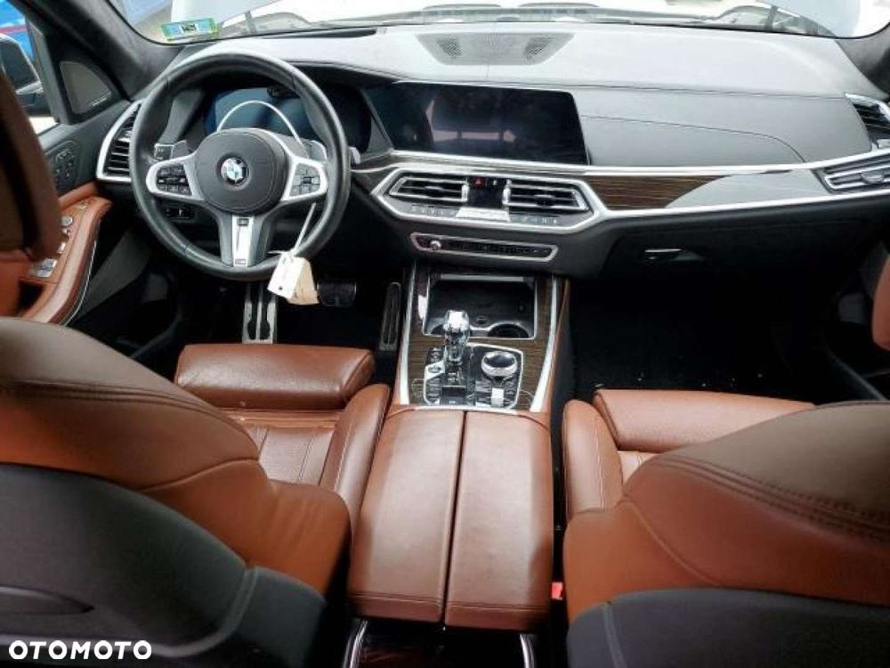 BMW X7 - 8