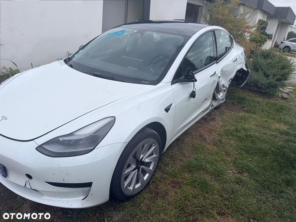 Tesla Model Y RWD - 3
