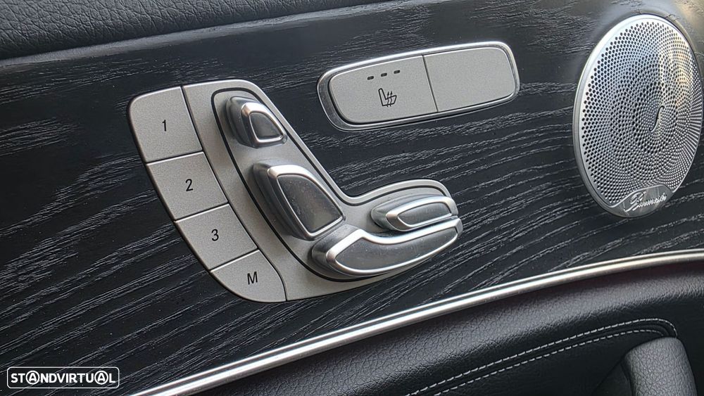 Mercedes-Benz E 300 de AMG Line 4Matic - 33