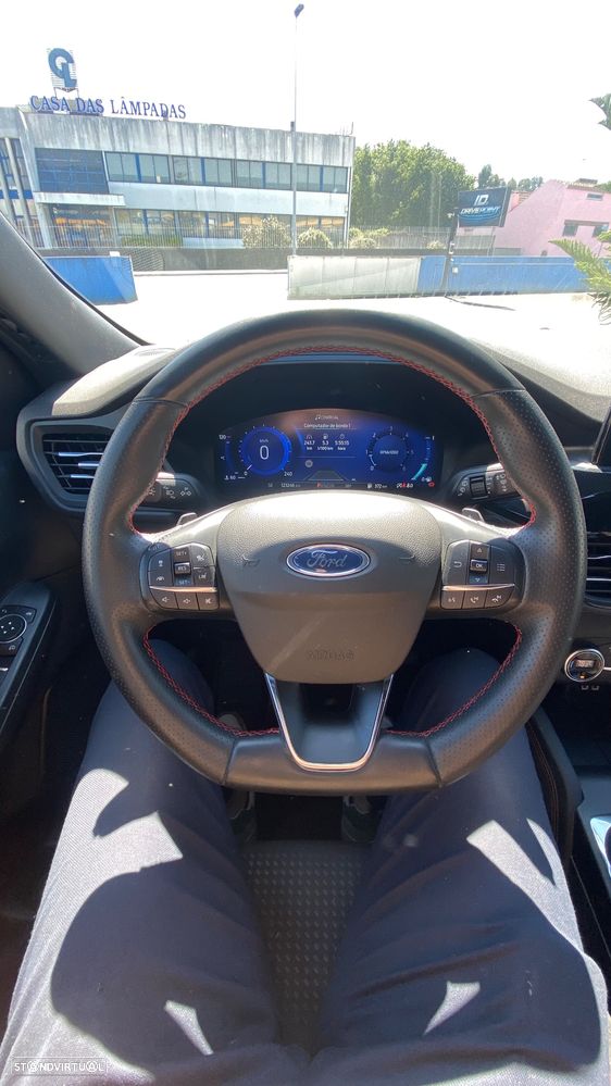 Ford Kuga 1.5 TDCi EcoBlue ST-Line Aut. - 28