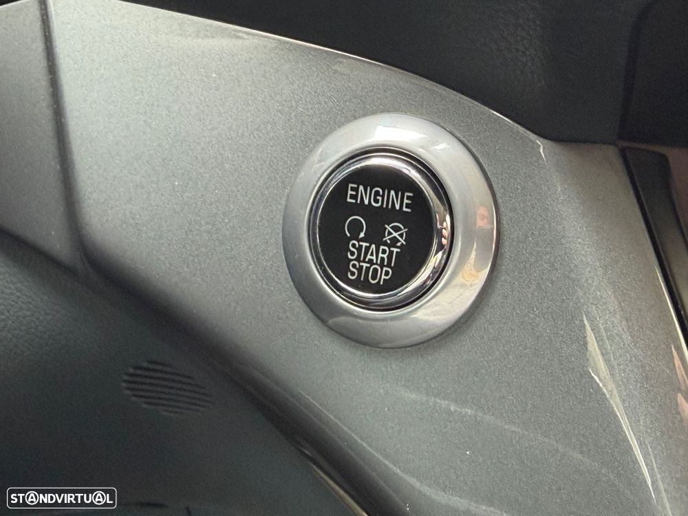 Ford C-Max 1.0 Ecoboost S&S Titanium - 37