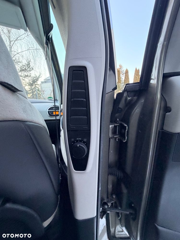 Citroën C4 Picasso THP 150 EGS6 Exclusive - 16