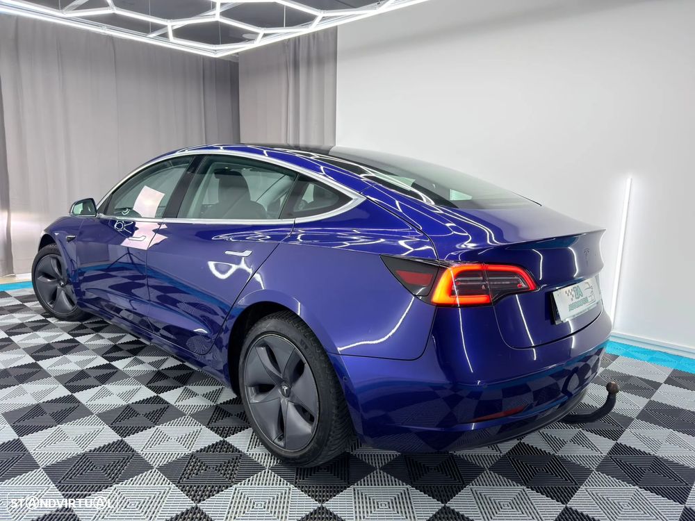 Tesla Model 3 Long-Range Dual Motor AWD - 4