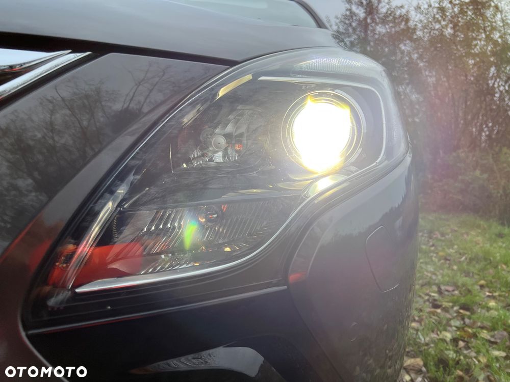 Opel Zafira 1.4 Turbo Automatik Business Innovation - 30