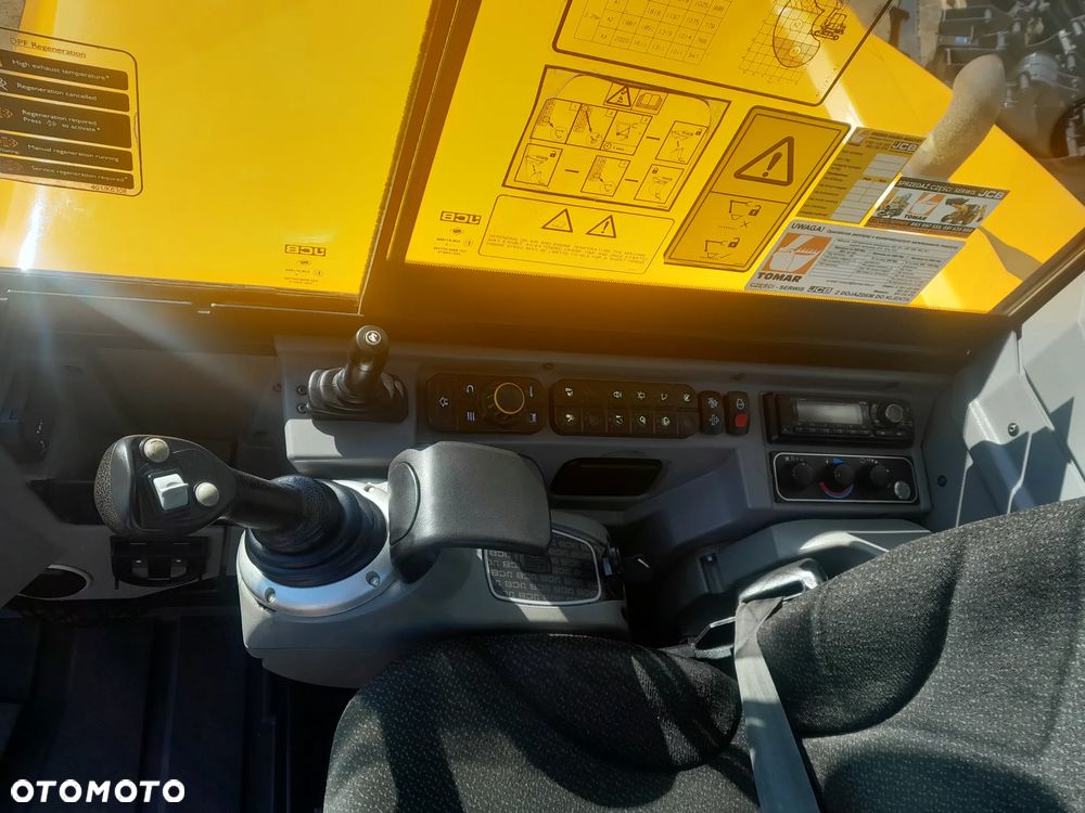 JCB 86C-2 - 25