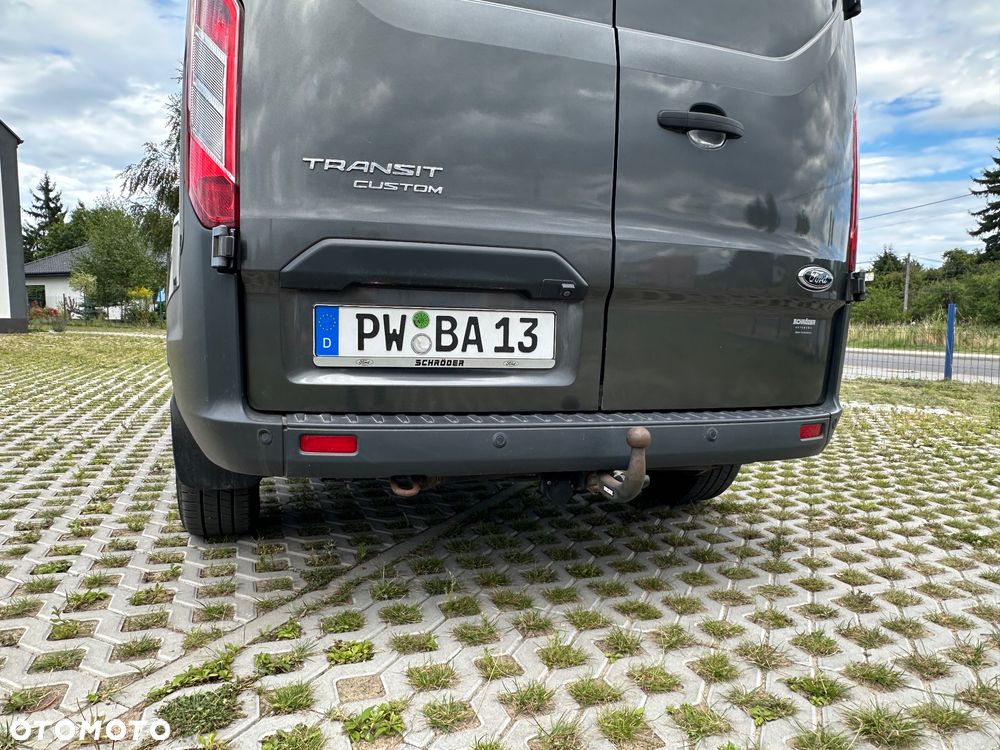 Ford Transit Custom 310 L2H1 Limited - 11