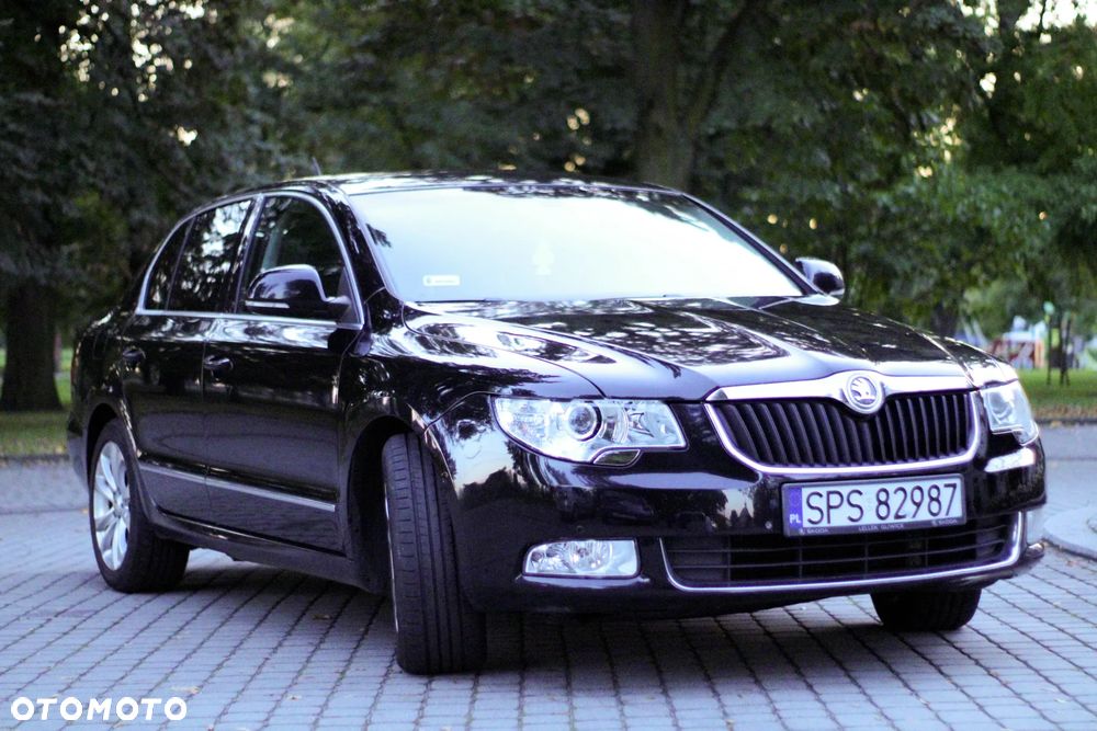 Skoda Superb 2.0 TDI Elegance DSG - 6