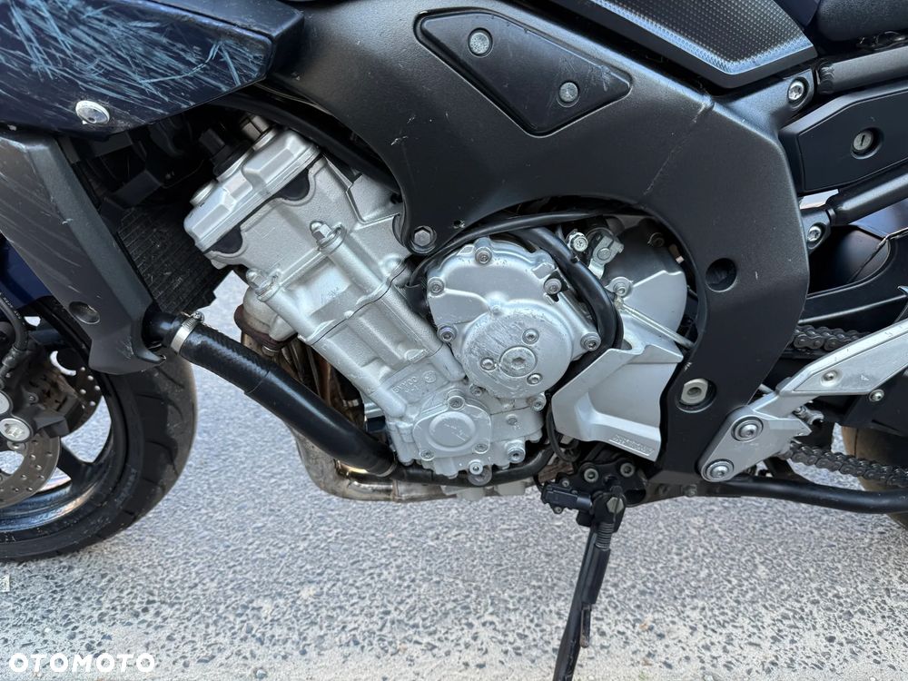 Yamaha FZ - 17