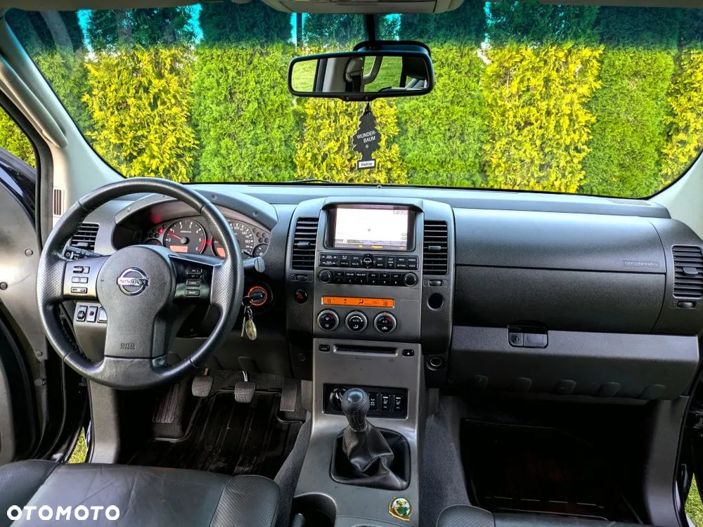 Nissan Navara - 33
