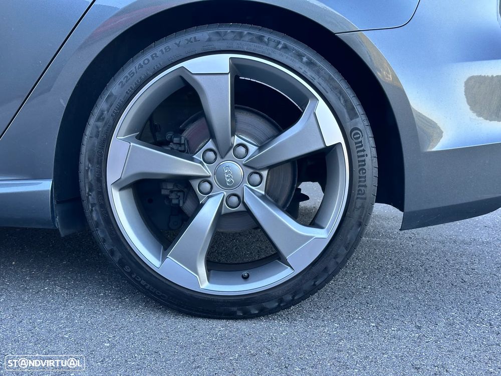 Audi A3 Sportback 2.0 TDI S-line - 17