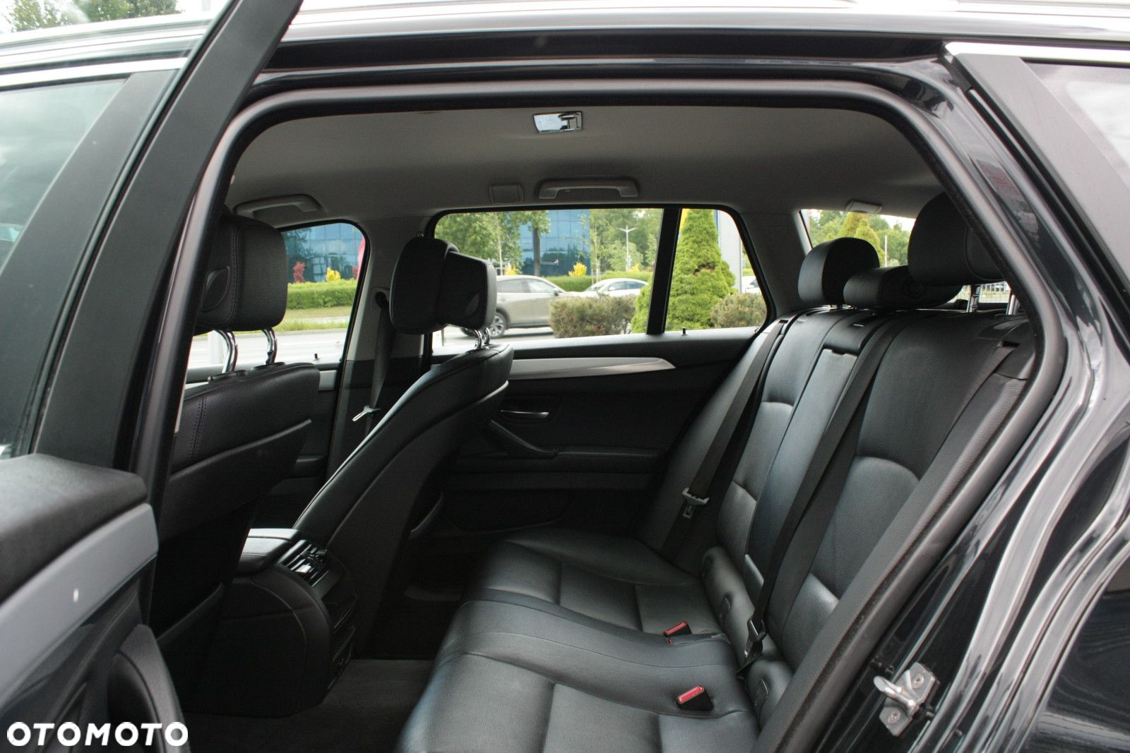 BMW Seria 5 520d - 18