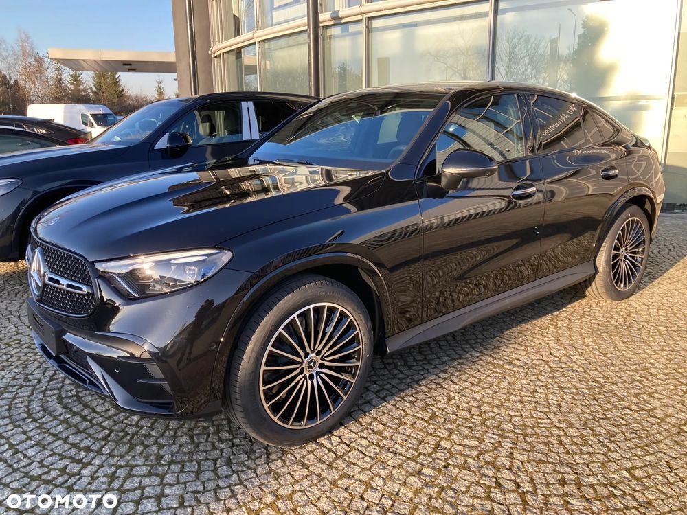 Mercedes-Benz GLC 220 d mHEV 4-Matic AMG Line - 4
