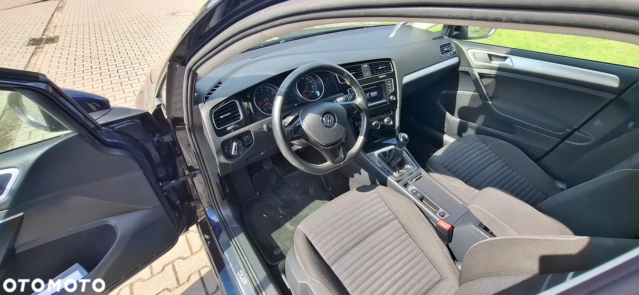 Volkswagen Golf 1.2 TSI BlueMotion Technology Cup - 14