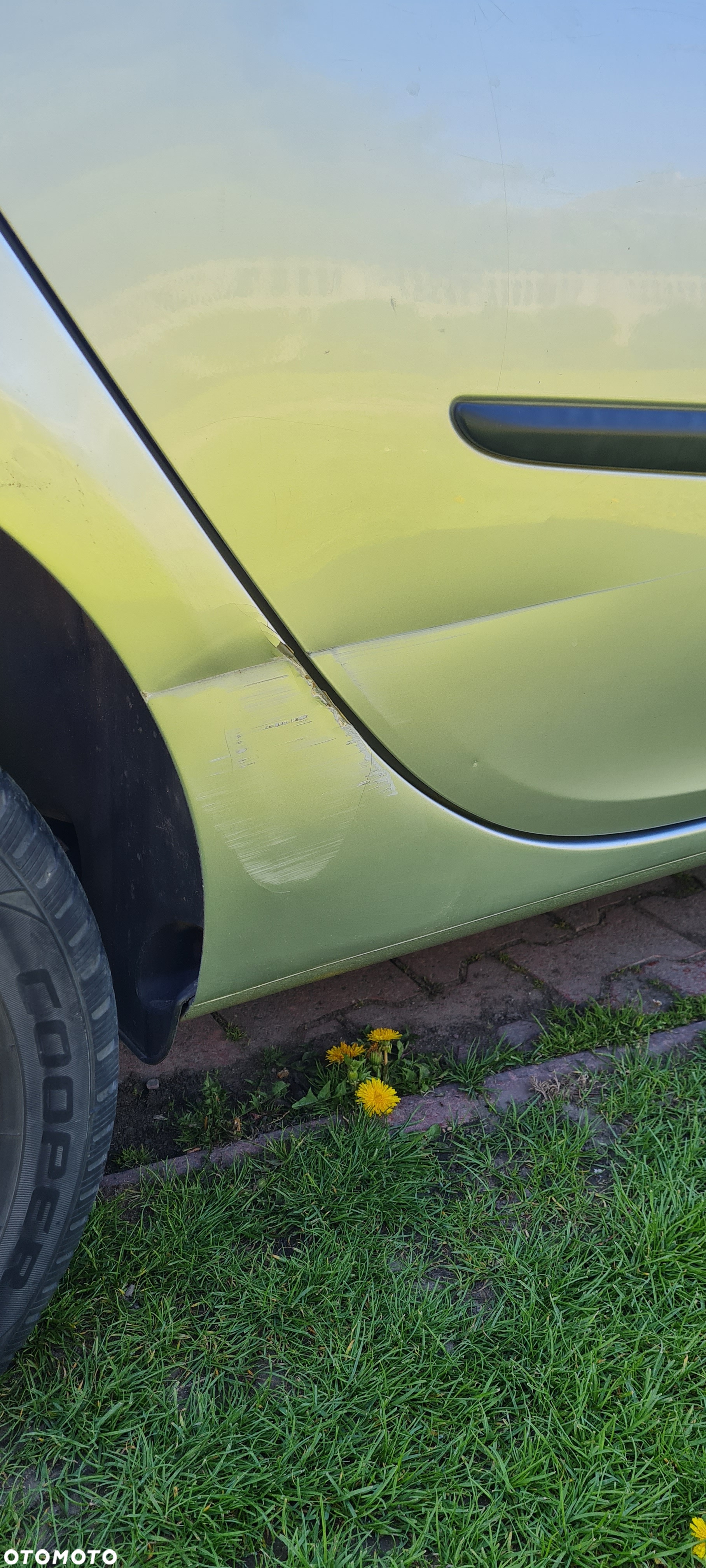 Renault Clio 1.2 16V 75 Collection - 6