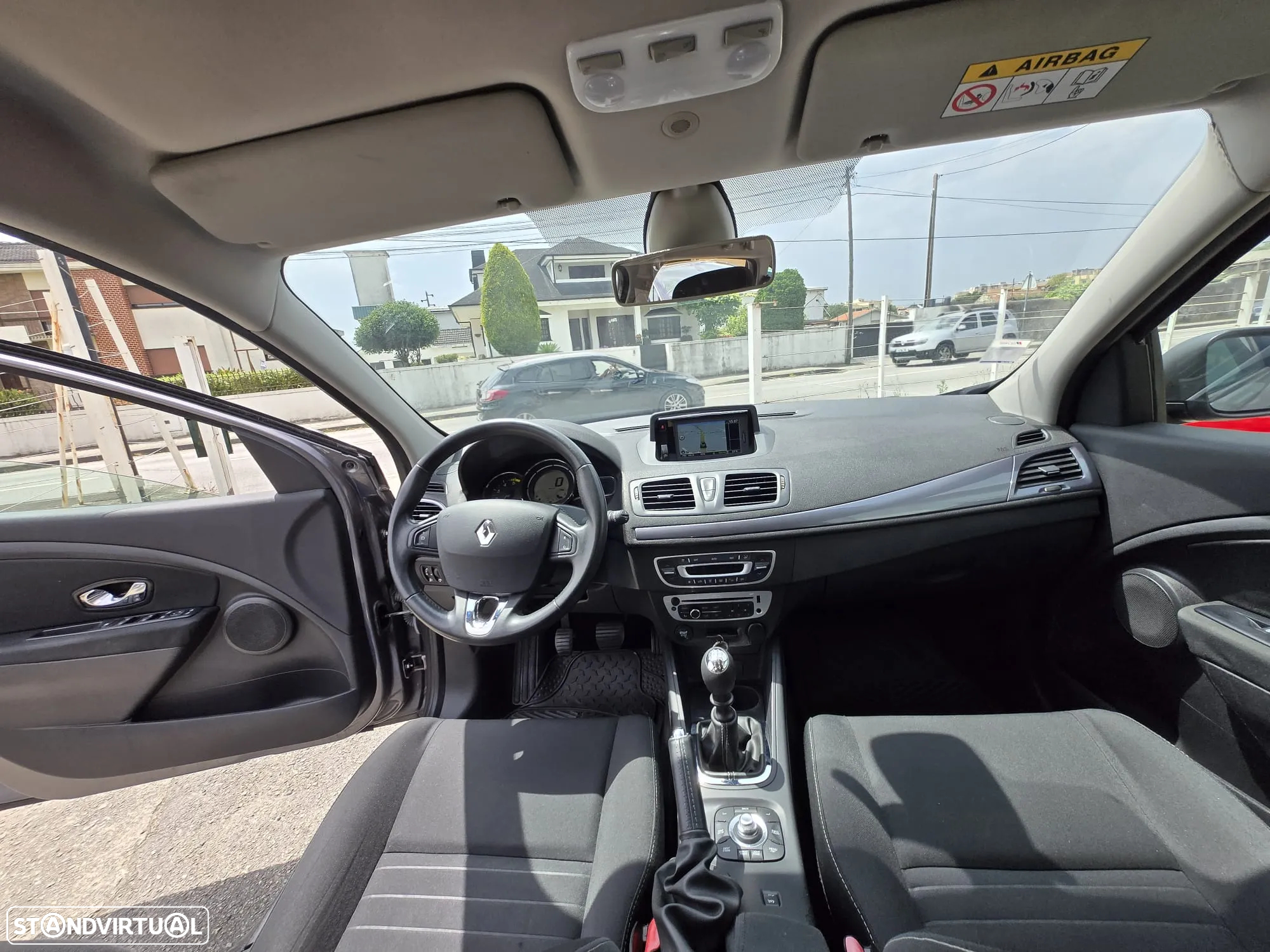 Renault Mégane Sport Tourer 1.5 dCi Limited SS - 17