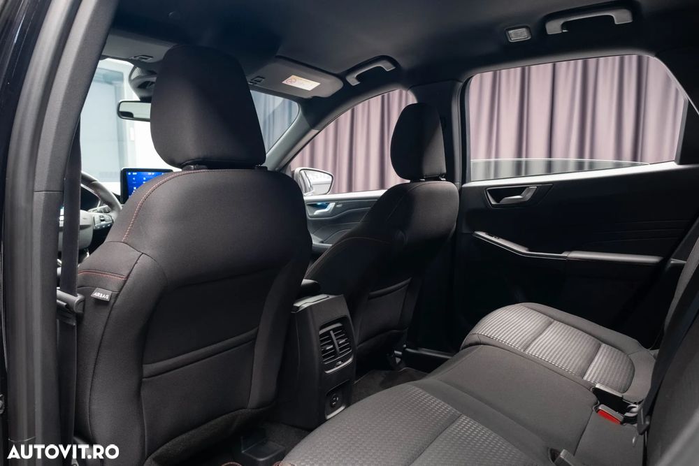 Ford Kuga 2.5 Duratec FHEV ST-LINE - 18