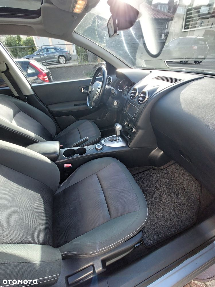 Nissan Qashqai 2.0 4x4 CVT 360 - 8