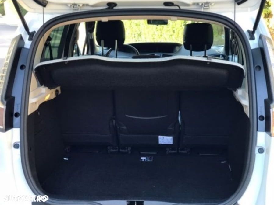 Renault Scenic - 8
