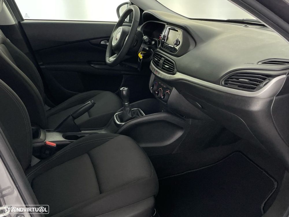 Fiat Tipo 1.3 M-Jet Lounge — fotografia 23