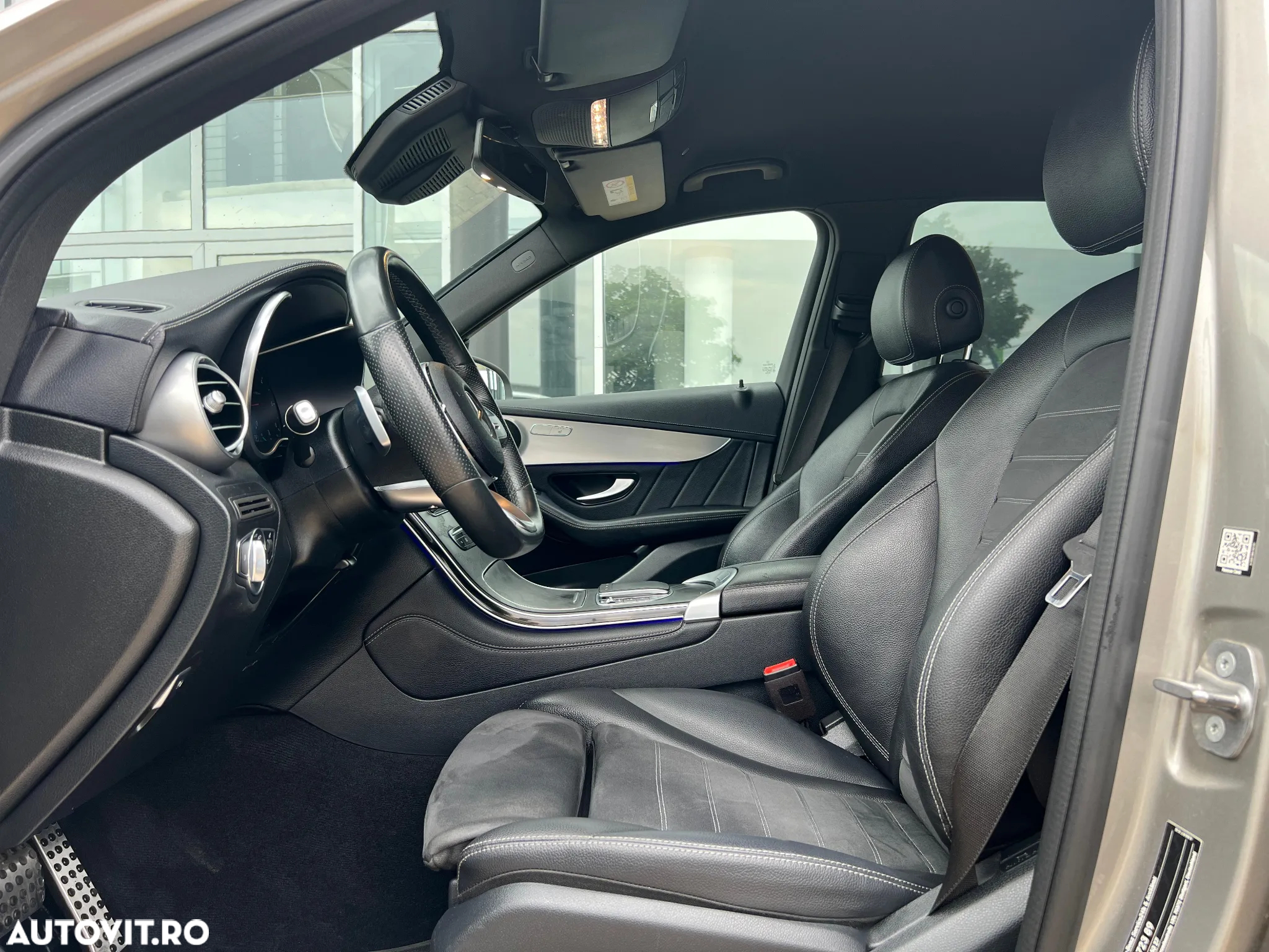Mercedes-Benz GLC 220 d 4MATIC - 12
