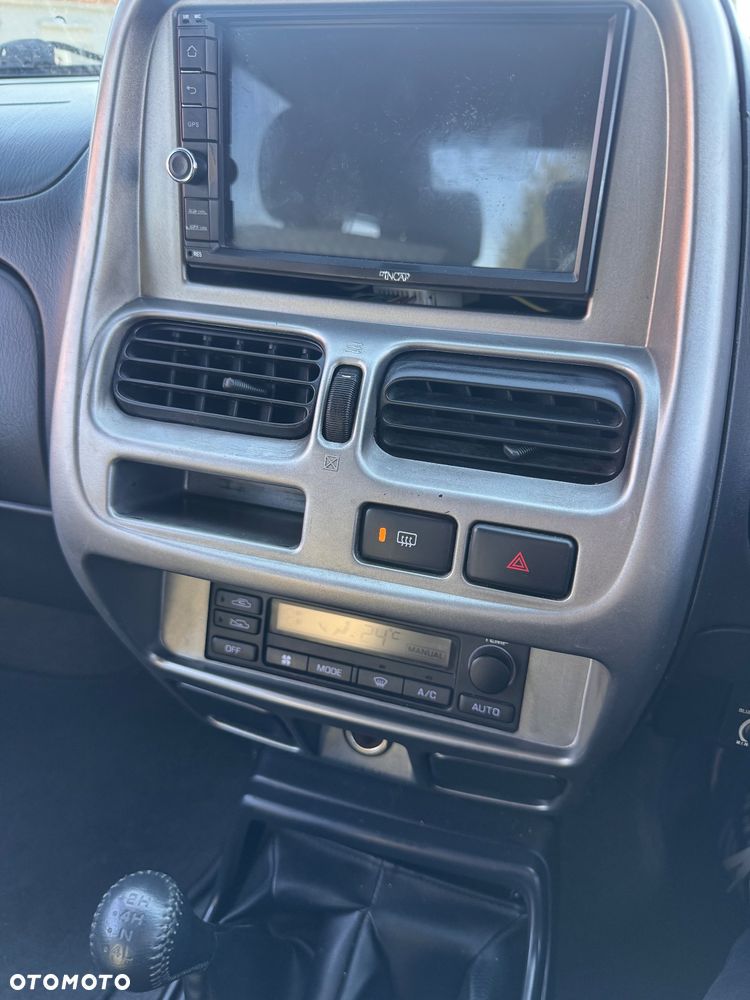 Nissan Navara - 10