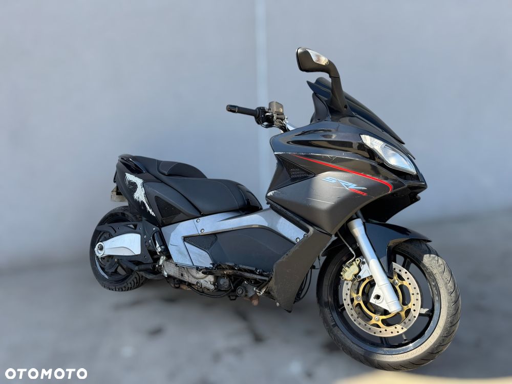Aprilia SRV 850 - 15