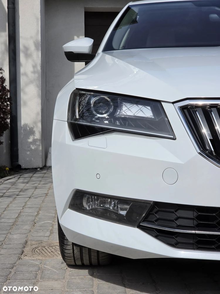 Skoda Superb 2.0 TSI Style DSG - 9