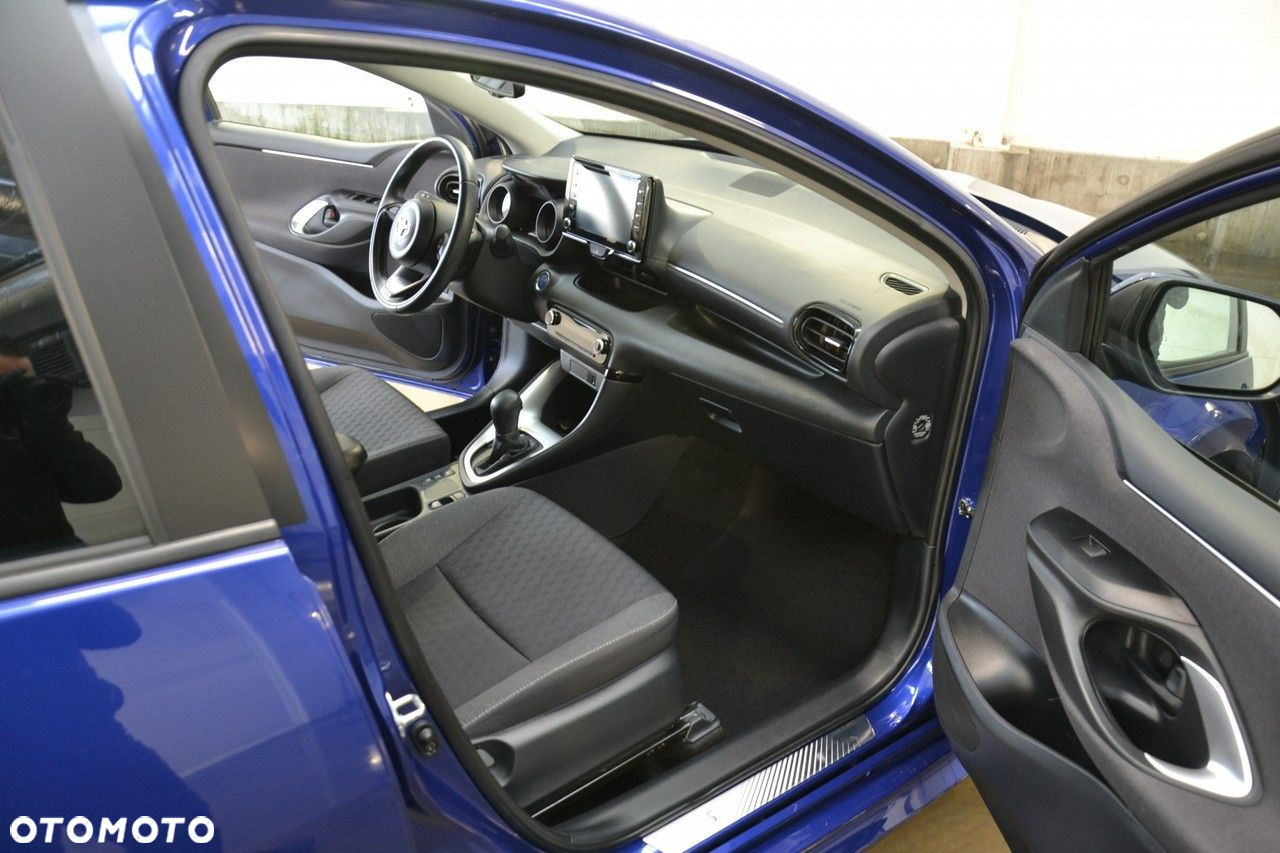 Toyota Yaris - 24