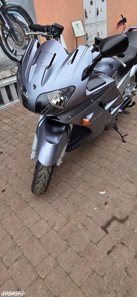 Yamaha FJR - 23