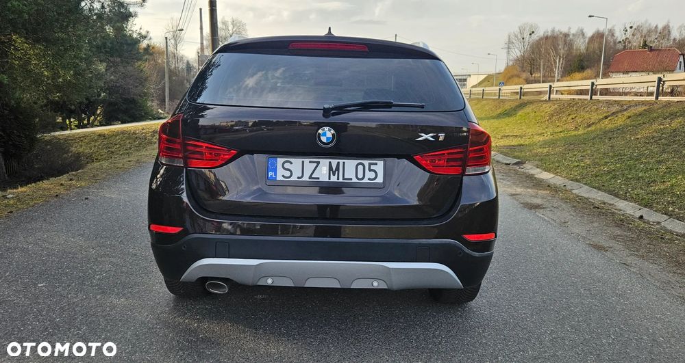 BMW X1 xDrive18d xLine - 4