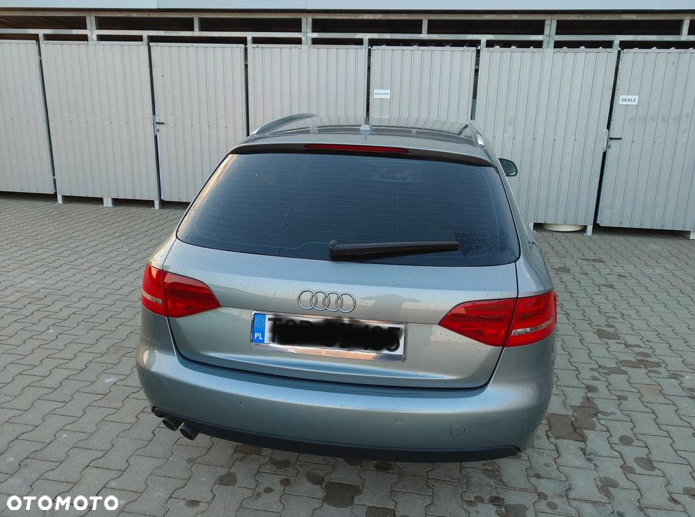 Audi A4 Avant 2.0 TDI - 6