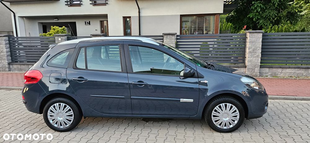 Renault Clio 2012 photo 4